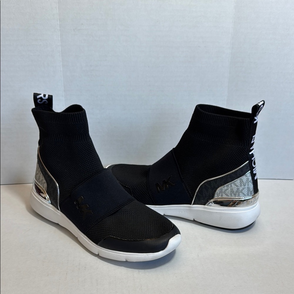 Michael Kors Black and Silver Women's Sneakers Size 8M